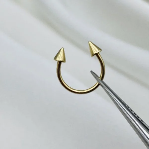 Konik Halka 14 Ayar Altın Piercing | PRC131 | Gold Piedra